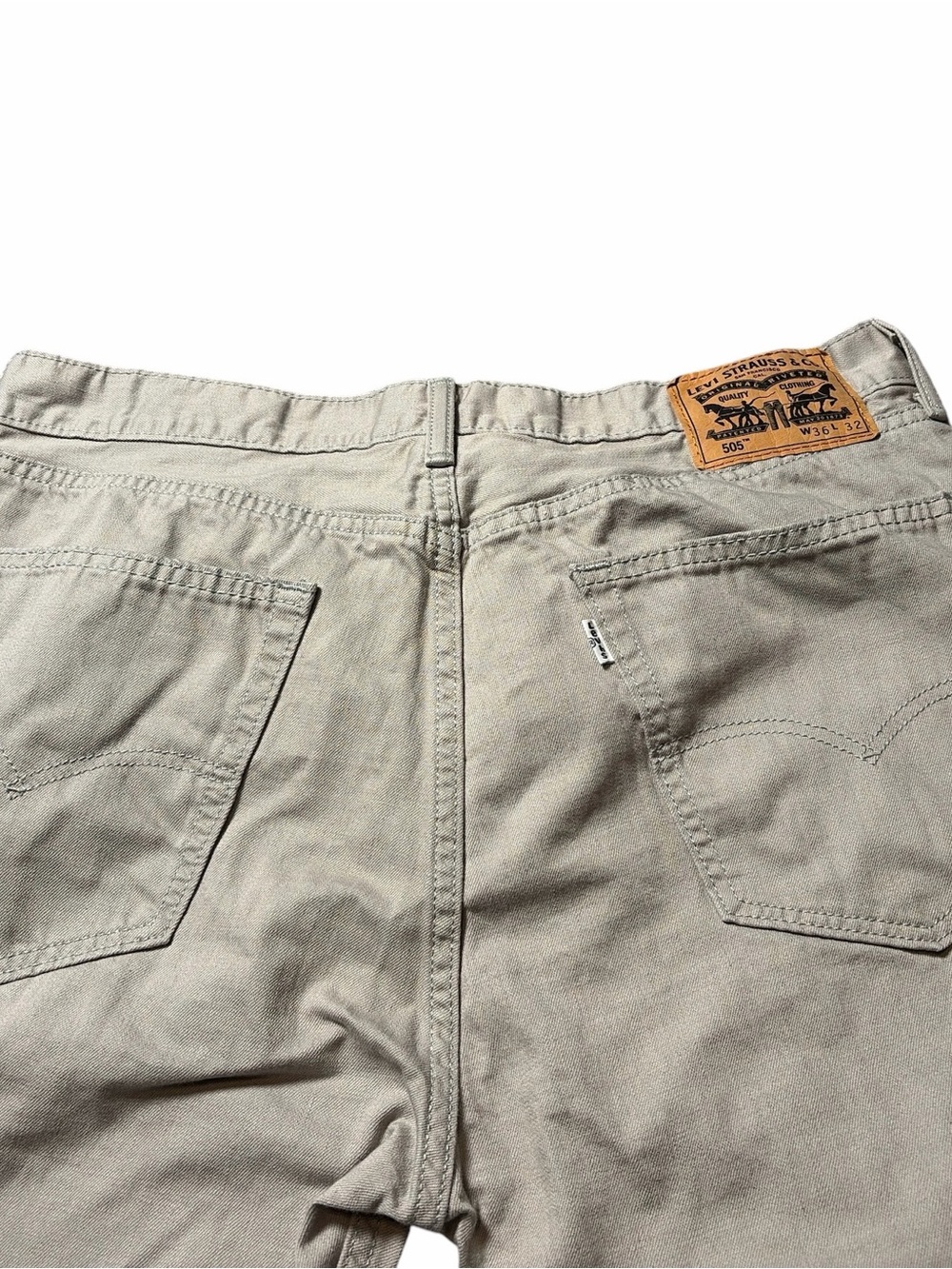 Levi's 505 Regular Fit Men’s Pants  100%   Sz 36x32 - Picture 6 of 12